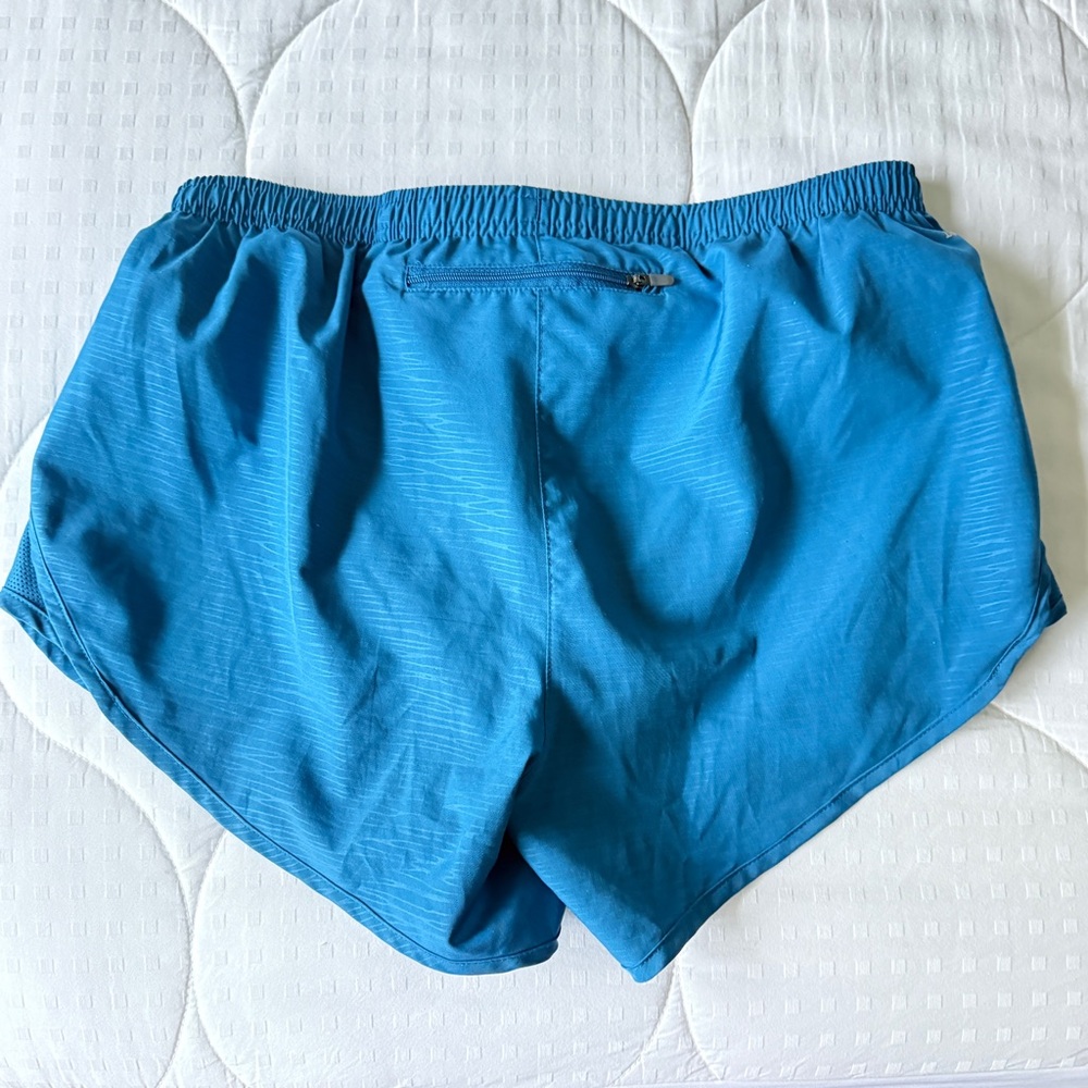 Nike DRI-FIT Running Shorts - Picture 2 of 8